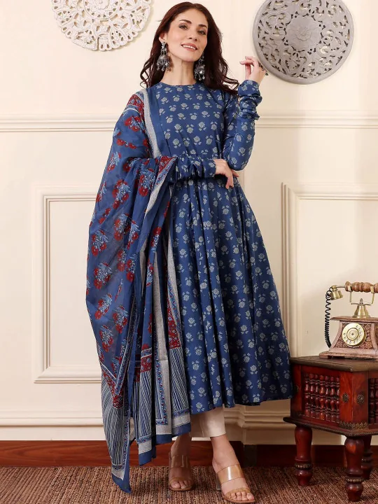 ARADHNA Women Ethnic Motifs Printed Panelled Kurta with Trousers & With Dupatta