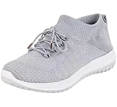 Metro Women Walking Shoes